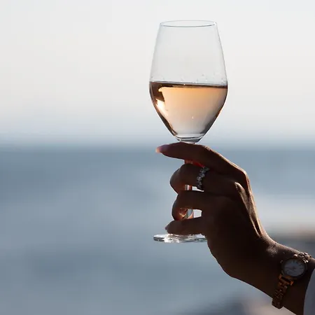 The Lakehouse Ξενοδοχείο *