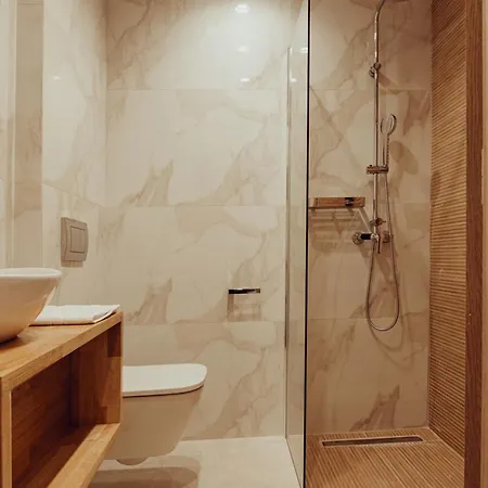 The Lakehouse Ξενοδοχείο *