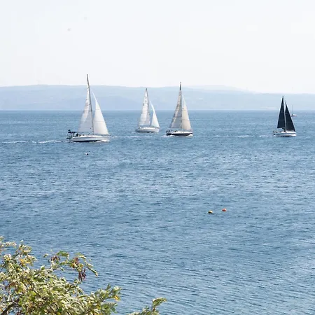 Ξενοδοχείο The Lakehouse Λίμνη