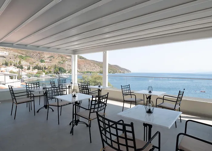 The Lakehouse * Λίμνη